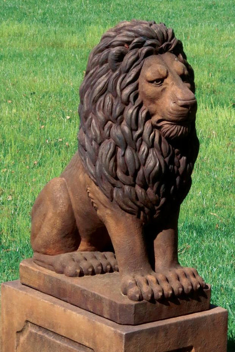 Grandessa Sitting Lion Medium 30 inch