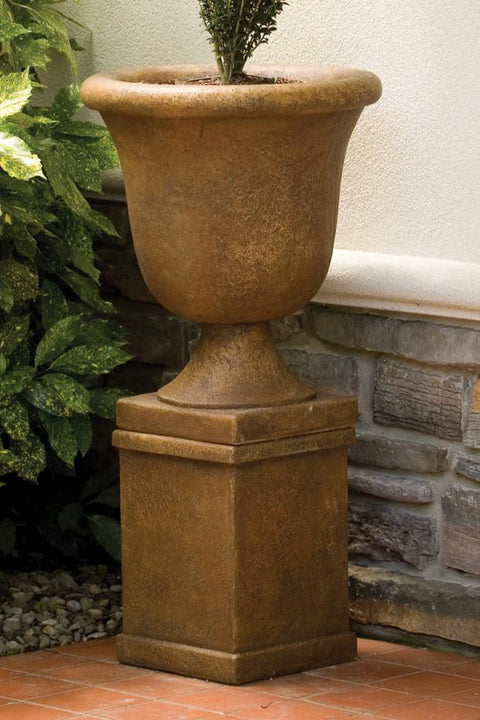 Bel Air Urn 24 inch