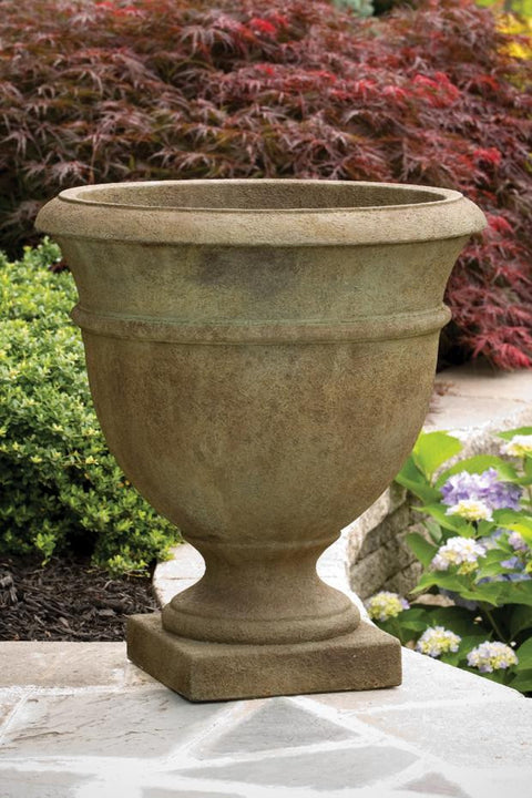 Castellini Urn 26 inch